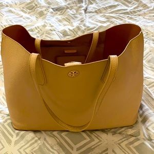 gorgeous blush pink pre loved Tory Burch tote bag